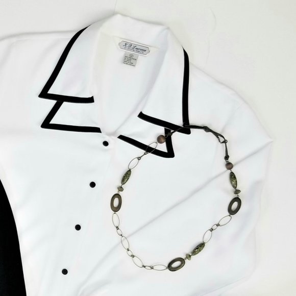 FIND THESE BEAUTIES & SO MUCH MORE IN MY CLOSET! - Picture 2 of 5